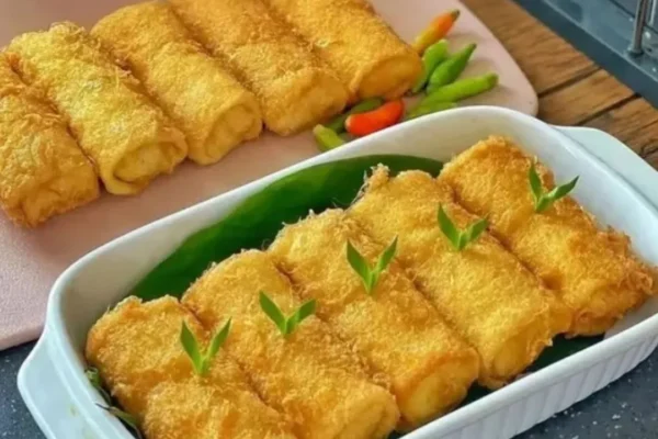 “Kelezatan Makanan Ringan Sosis Solo”