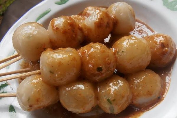 Mengenal Cilok: Makanan Khas Bandung yang Lezat dan Gurih