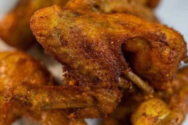 Mengenal Lezatnya Ayam Goreng Kuning, Cita Rasa Tradisional Indonesia