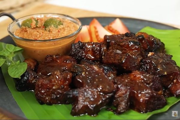 Lezatnya Iga Bakar Lada Hitam: Sensasi Rasa yang Menggoda